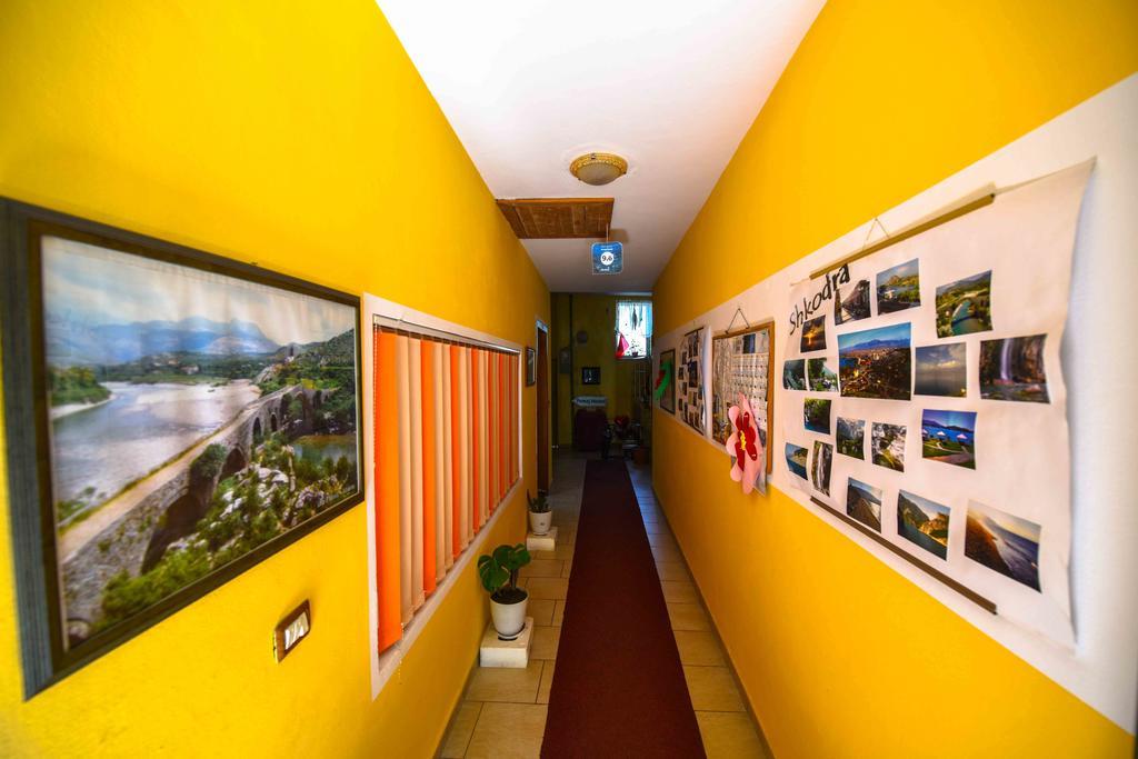 Pemaj Hostel Shkoder Exterior photo