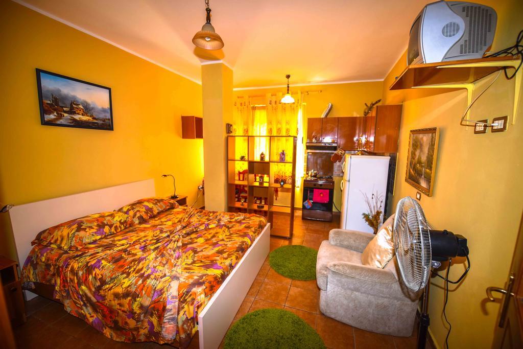 Pemaj Hostel Shkoder Exterior photo